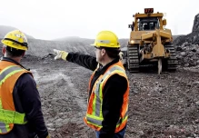 Nuevo instructivo para contratos mineros genera debate sobre seguridad jurídica