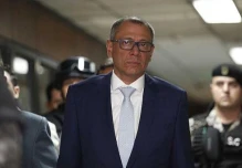 Dos glosas contra el vicepresidente Glas suman USD 80 millones
