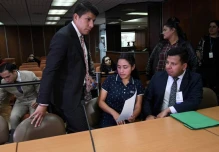 Exagente de inteligencia ratifica que recibió presiones para cambiar testimonio que vinculaba a Rafael Correa al caso Balda
