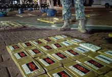 Una tonelada de droga fue incautada en una lancha cerca de Galápagos