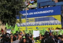 La crisis en evidencia: Alianza PAIS vende su simbólica sede en Quito
