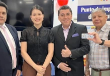 Ecuador inauguró su primer punto de impresión de cédulas en Europa