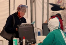 Ecuador reporta 153.423 positivos y 12.395 fallecidos acumulados por covid-19