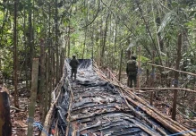 Perú: secuestran embarcación con petróleo en Loreto y exigen S/2 millones por su liberación