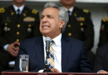 Desciende aprobación al presidente Lenín Moreno, según encuestas