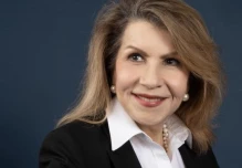 Carmen Reinhart de Harvard: “Mi expectativa es que Ecuador irá al default”