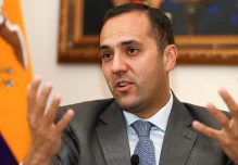 Ecuador muestra dudas sobre moneda regional propuesta por Brasil y Argentina