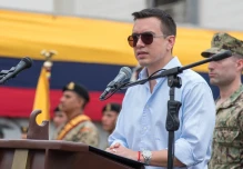 Noboa promulga 'Ley Antipillos' que fue archivada por la Asamblea