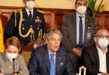 Lasso insta a un esfuerzo conjunto para sacar al país de la crisis en paz