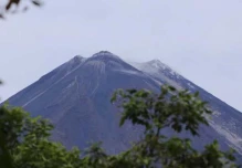 Instituto Geofísico registra descenso de bloques desde el cráter del volcán Reventador