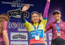 Richard Carapaz y Miryam Núñez ganaron la contrarreloj