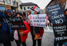 La contramarcha a Noboa reunió a cientos de personas en Quito