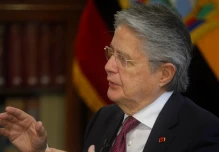 Lasso promociona consulta sobre extradición, Asamblea y ambiente