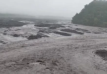 El Río Upano se desbordó por descenso de lahares del Sangay