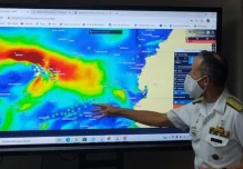Ecuador vigila actividad de flota pesquera china cerca a las Galápagos