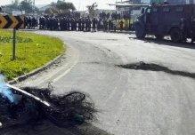 Cortes de vías se mantienen en varias provincias en tercer día de protestas