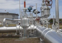 El petróleo WTI, referente de Ecuador, bajó a $ 77,57 el barril