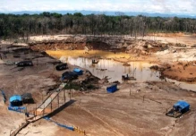 Minería ilegal arrasa 500 hectáreas de bosque en la reserva peruana de Tambopata