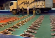 Una tonelada de cocaína fue decomisada en la carretera entre Tena y El Coca