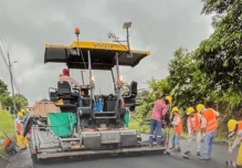 Varias obras viales se ejecutan en Napo 