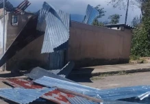 Fuertes ráfagas de viento afectan a más de 40 viviendas en Cotopaxi y Chimborazo 