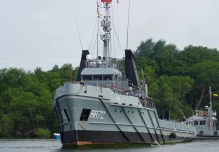 La Armada incorporó un buque remolcador donado por Chile