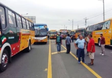 Ecuador enfrenta un día complicado por el paro de transporte
