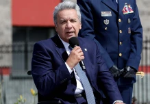 Moreno celebra la caída del riesgo país por debajo los 1.000 puntos