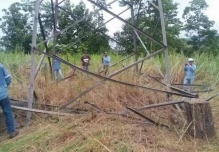 Dinamitan base de torre eléctrica en Viche, Esmeraldas