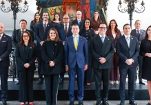 Noboa presenta nuevo gabinete tras reducir de 14 a 10 los ministerios