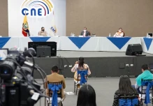 Consejo Electoral de Ecuador elimina a grupo político de Correa y otros tres