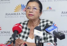 Llori y Villavicencio denuncian intentos de desestabilización