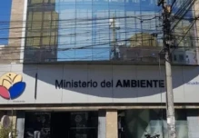 Noboa fusionó los ministerios de Ambiente y Energía en una sola cartera