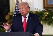 La guerra comercial de Trump tensa el comercio global y afecta a EE.UU. 