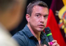 La Asamblea reitera a Noboa que debe pedir licencia
