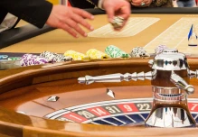 Los casinos vuelven a la discusión política, y ahora económica, en Ecuador