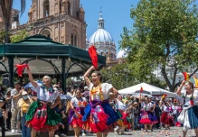 ¿Qué feriados tendrá Ecuador en febrero de 2026?