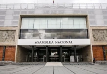 Comisión legislativa aprueba informe de ley que regula gasto de GADs en Ecuador