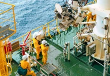 Petronas perforará 4 pozos petrolíferos nuevos en Surinam