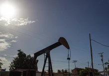 Empresas de Argentina, Uruguay, China y Canadá compiten por campos en Sucumbíos