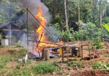 Orellana: Ataques aéreos destruyeron maquinaria de minería ilegal 