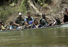 150 migrantes, incluidos ecuatorianos, fueron rescatados en el Caribe de Panamá