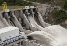 Expertos alertan riesgos para Coca Codo Sinclair por cambios en el río Coca