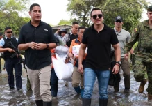 Noboa creó un nuevo bono en plena campaña electoral 