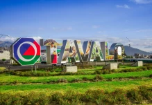Los trajes típicos otavaleños utilizan varias piezas costosas