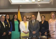 Pamela M. gobernaba la Corte Constitucional