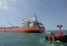 Petroecuador exportará crudo a Shell y Glencore