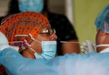 Nuevas variantes de ómicron fueron detectadas en Pichincha y Azuay