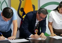 Instituciones culturales de Orellana firman convenio para impulsar proyectos artísticos