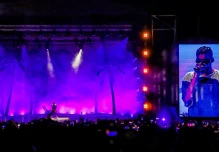 Bad Bunny calentó a la fría noche lluviosa de Quito